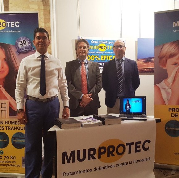 representantes_murrprotec_con_rafeal_valdivieso_diputado-provincia_de_fomento_vivienda_2
