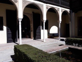 Escuela de Estudios Árabes de Granada sin humedades