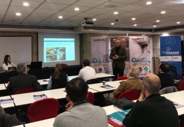 Ricardo Cañada y Begoña Sánchez (Murprotec) en jornada sobre humedades en COAATZ