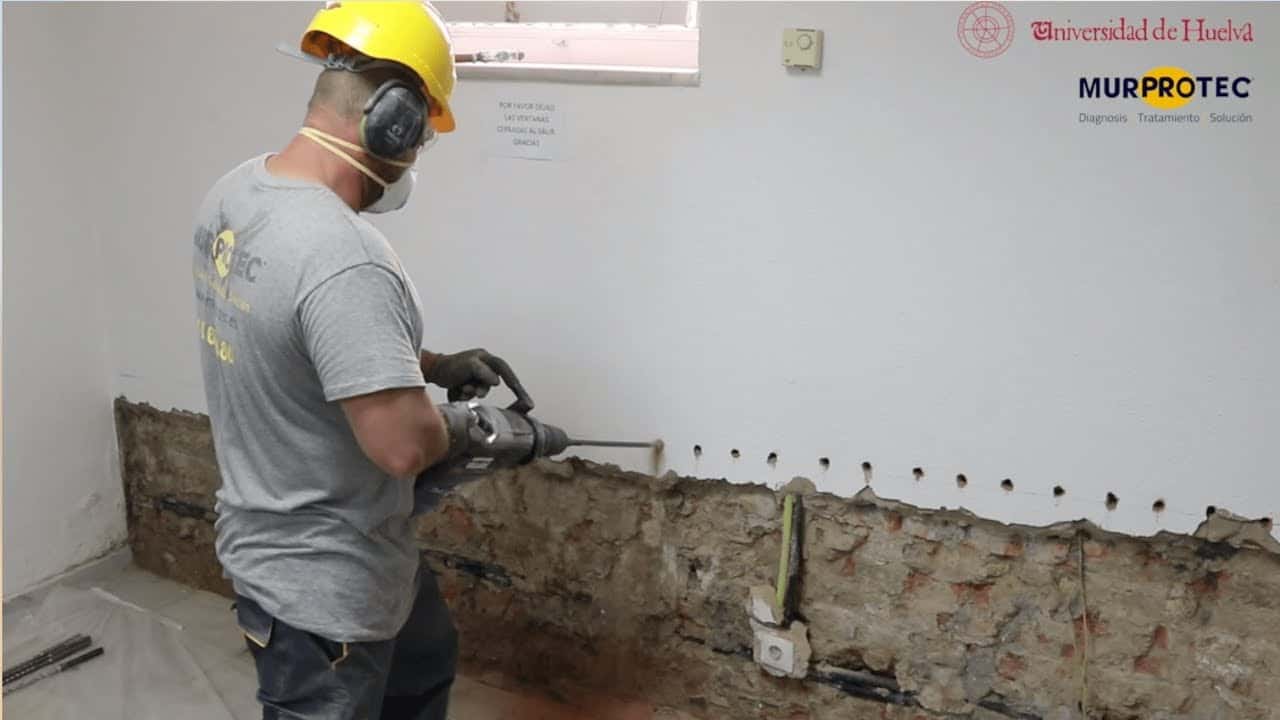Solución Permanente de Humedades en Sótanos y Despachos – Universidad de Huelva