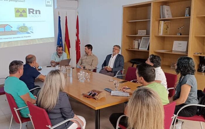 Desayuno-de-trabajo-sobre-el-gas-radon-Aseyacovi-asociacion-de-empresarios-comerciantes-y-autonomos-de-colmenar-Viejo Desayuno-de-trabajo-sobre-el-gas-radon-Aseyacovi-asociacion-de-empresarios-comerciantes-y-autonomos-de-colmenar-Viejo
